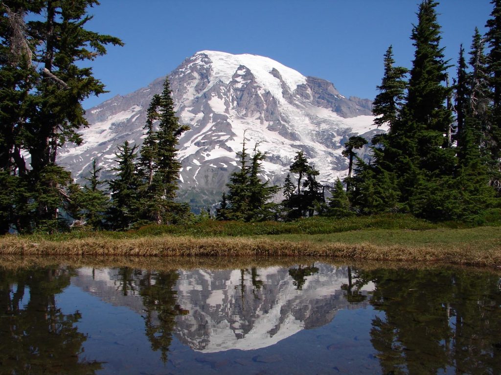 Photo Tripping America - Mount Rainier - Camping World